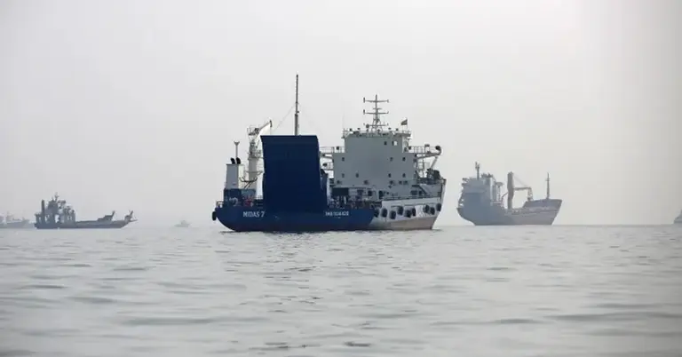 হরমুজ প্রণালিতে জাহাজে হামলা বেড়েছে বলে জানিয়েছে যুক্তরাজ্যের সামুদ্রিক বাণিজ্য পরিচালনাকেন্দ্র (ইউকেএমটিও)